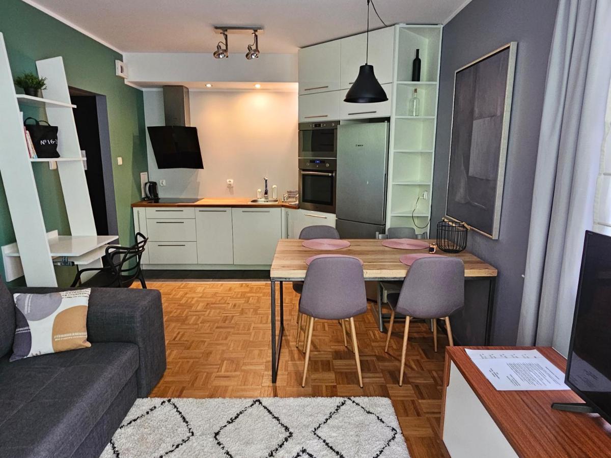 Apartament Rodzinny - Calodobowe Zakwaterowanie, Bezplatny Parking Stary Toruń Dış mekan fotoğraf